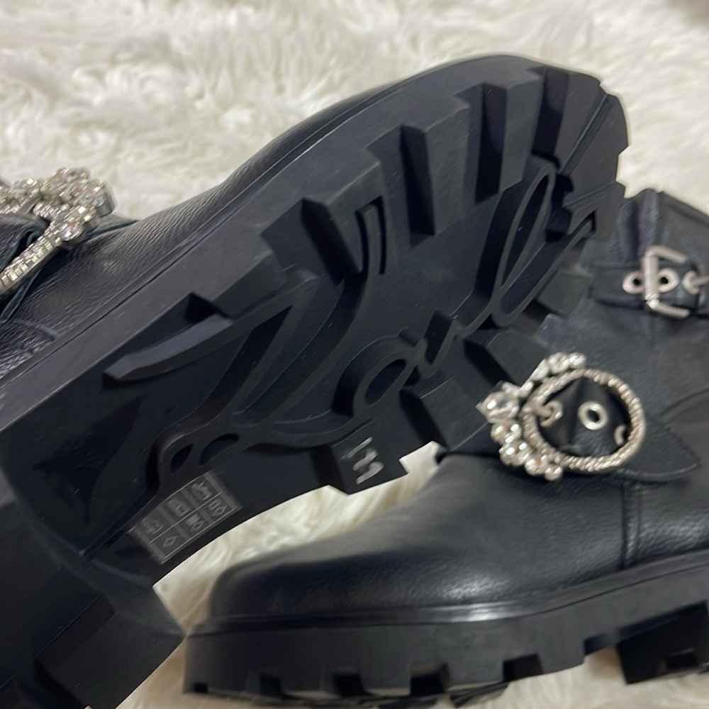 NEW KARL LAGERFELD PARIS
Women's Marceau Embellished Black Leather Buckle Boots - Picture 9 of 13